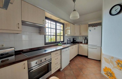 Buen Paso Apartment | La Casa Finca Tabaiba