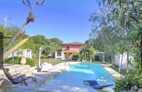 Montemarcello House | La Casa Fra gli Ulivi luxury apartments with pool near Cinque Terre and Tuscany