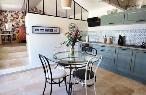Rasteau House | LA CASA MI A Nice little house in a hamlet 10 mins from Vaison La Romaine