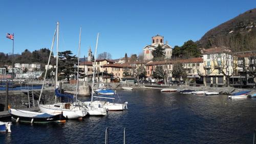Laveno Apartment | La casa sul porto