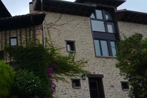 Vallobal House | La Casina de Valles de San Román