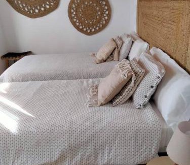 Santa Eulalia House | La Casina Roja - Santolaya de Cabranes