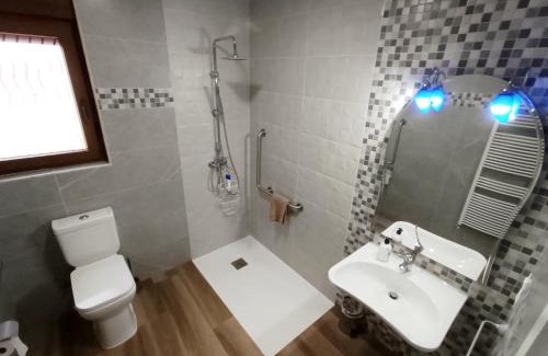 San Justo de la Vega House | La Casina San Román de la Vega