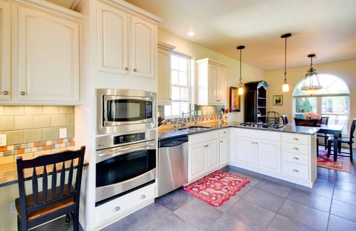 Milton-Freewater Villa | La Casita at Castillo de Feliciana-Winery on site