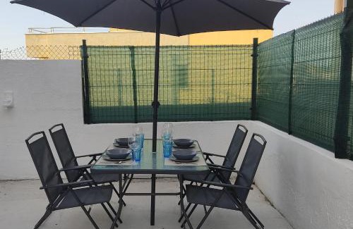 El Astillero House | La Casita Blanca