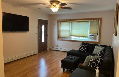 Bryn Mawr Apartment | La Casita Bonita Near NYC