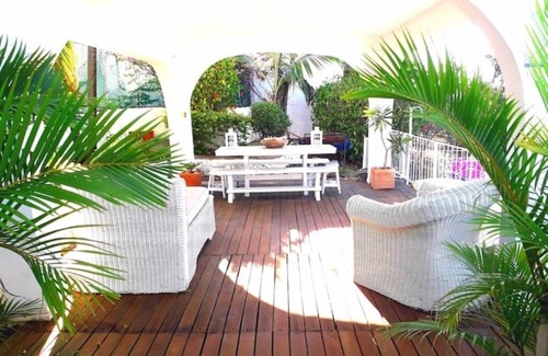 Le Morne House | La Casita Studio. Name of the property Casa Isabel.