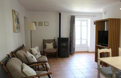 Montsegur-sur-Lauzon House | La Cassine, gîte des Lucioles en Provence