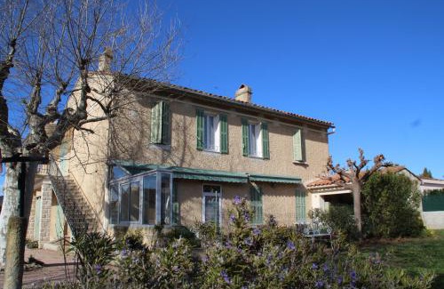 Saint-Cyr-sur-Mer Apartment | La Cebette