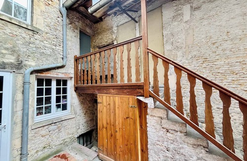 Carentan Apartment | La Chambre du Chateau - Center of Carentan