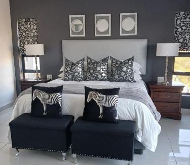 Nelspruit Bed & Breakfast | La Chambre Manor House