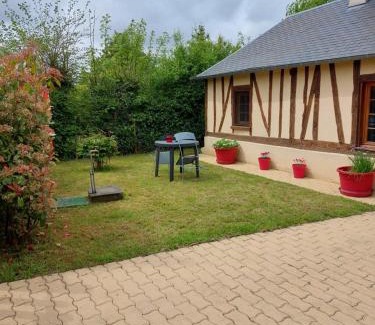 Beaumesnil House | La Champêtre