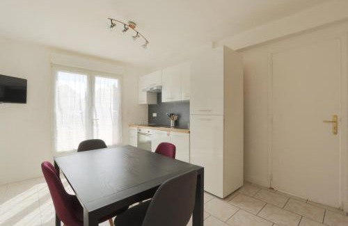 Saint-Cyr-sur-Loire Apartment | La Chanterie