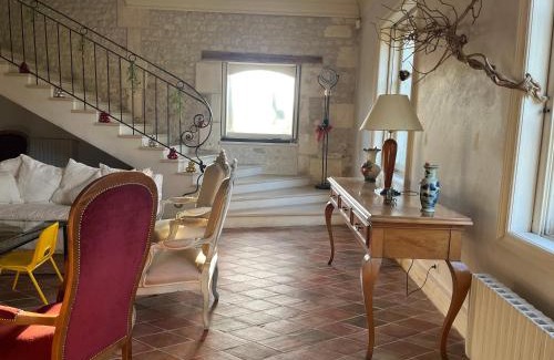 Juillac-le-Coq Bed & Breakfast | La Charentaise Dorée