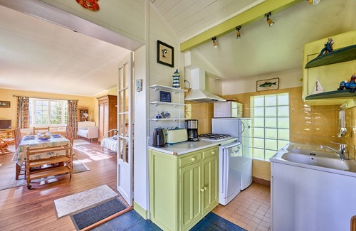 Tracy-sur-Mer House | La Chaumière bleue - Maison, plage à 7min à pied