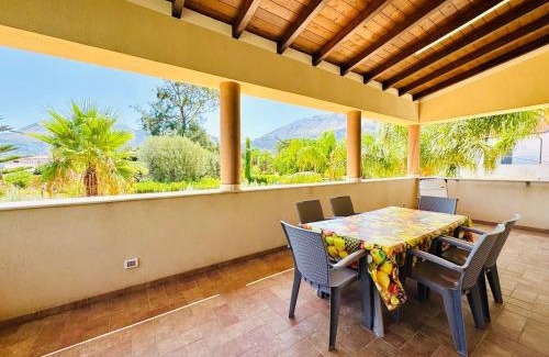 Villa Grazia di Carini Apartment | La Cinisara