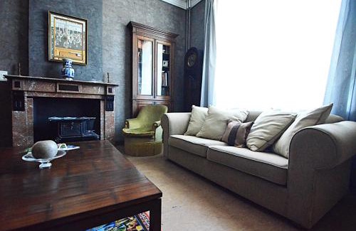 Neufchateau House | La Citadine