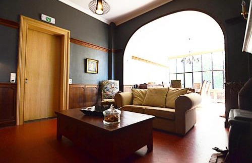 Neufchateau House | La Citadine