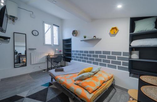 Libourne Apartment | La Cloche Studio Hypercentre Mairie