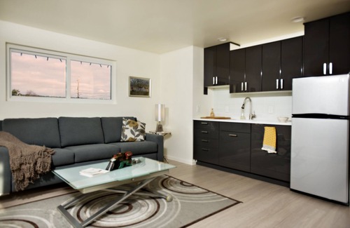 La Conner House | LA CONNER BENTON STREET RETREAT - IN-TOWN - 3 BLOCKS TO EVERYTHING AND VIEWS! !