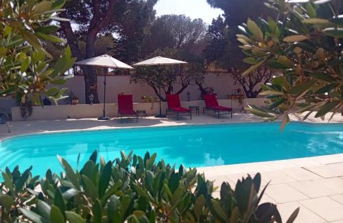 Salses-le-Chateau House | La Couloumine