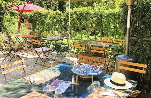 Honfleur Bed & Breakfast | La Cour Sainte Catherine demeure de charme