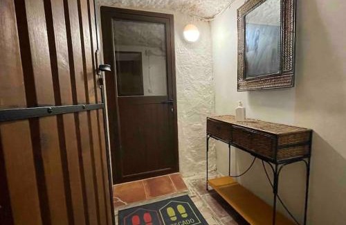 Paterna Apartment | LA CUEVA de TONI EL SECO