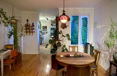 Mile-Ex Apartment | La Cuspido: Dreamhouse in Mile-Ex