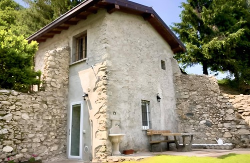 Galbiate House | La Dimora degli Olivi Dependance