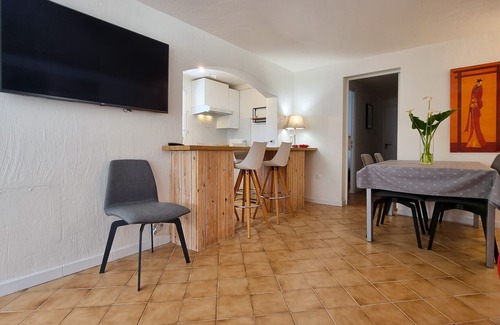 Mandelieu-La-Napoule Villa | La Dolce Villa, 11 sleeps, Pool & Landscaped Garden