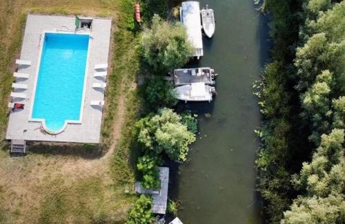 Crisan House | La Dunare