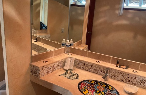 Playa Las Gatas Bed & Breakfast | La Escollera Suites Adults Only
