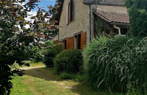 Limeyrat House | La Fée Bleue