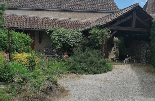 Limeyrat House | La Fée Bleue