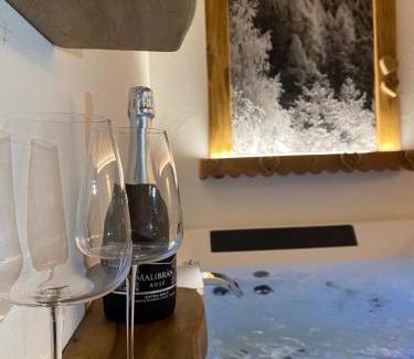 Saint-Nicolas House | La famille d'Evian