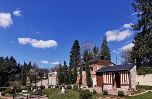 Courtonne-la-Meurdrac Bed & Breakfast | LA Ferlande EN Auge Parc Suite Duplex 4personnes Maison D Hotes