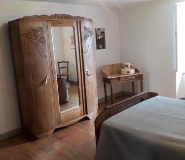 Valence-d'Albigeois Bed & Breakfast | La ferme au marronnier