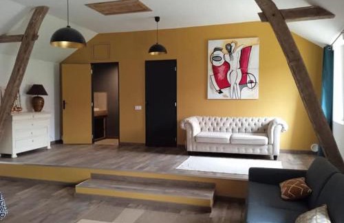 Thieffrain House | La Ferme De La Bete Noire