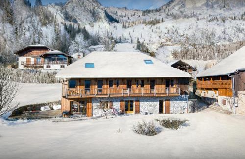 Mieussy Ski Chalet | La Ferme des Artistes - OVO Network