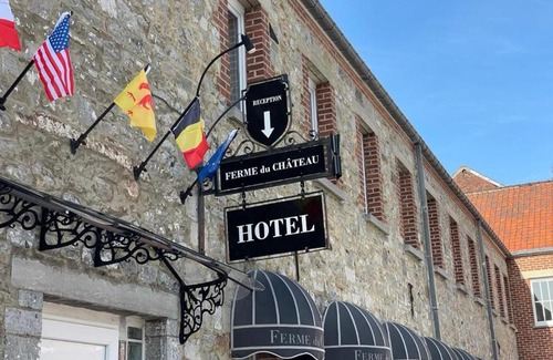 Fontaine-l'Eveque Bed & Breakfast | La Ferme du Château - Studio 2