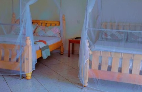 Entebbe House | La Feve Beach Hotel Entebbe Uganda