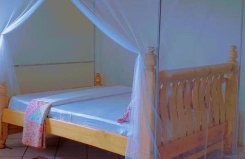Entebbe House | La Feve Beach Hotel Entebbe Uganda