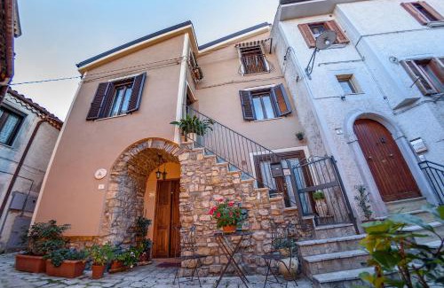 Pignola Apartment | La Finestra Sui Cento Portali