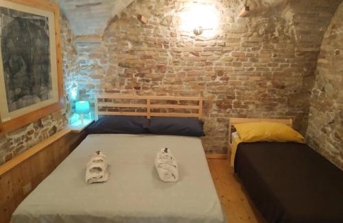 Atri Bed & Breakfast | La finestra sul cortile
