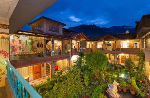 Banos de Agua Santa Hotel | La Floresta Hotel
