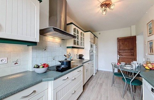 Saint-Laurent-sur-Mer House | La Fraisnaie - Beachfront house in Omaha Beach