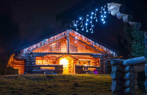 Basse-sur-le-Rupt Ski Chalet | La fuste du Suchelot, log chalet for 6, pool access, near La Bresse