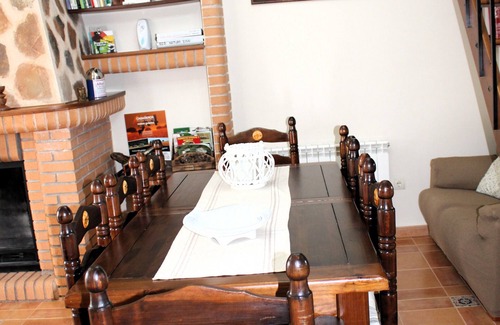 Retuerta del Bullaque Ski Chalet | La Guarida in the Cabañeros National Park with spectacular surroundings.