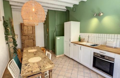 Saint-Alban-de-Roche House | La Galerie