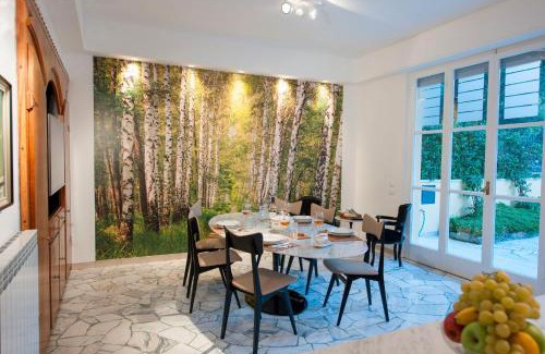 Sant' Ambrogio Apartment | La Galerie Luxury Apartment by Mamo Florence